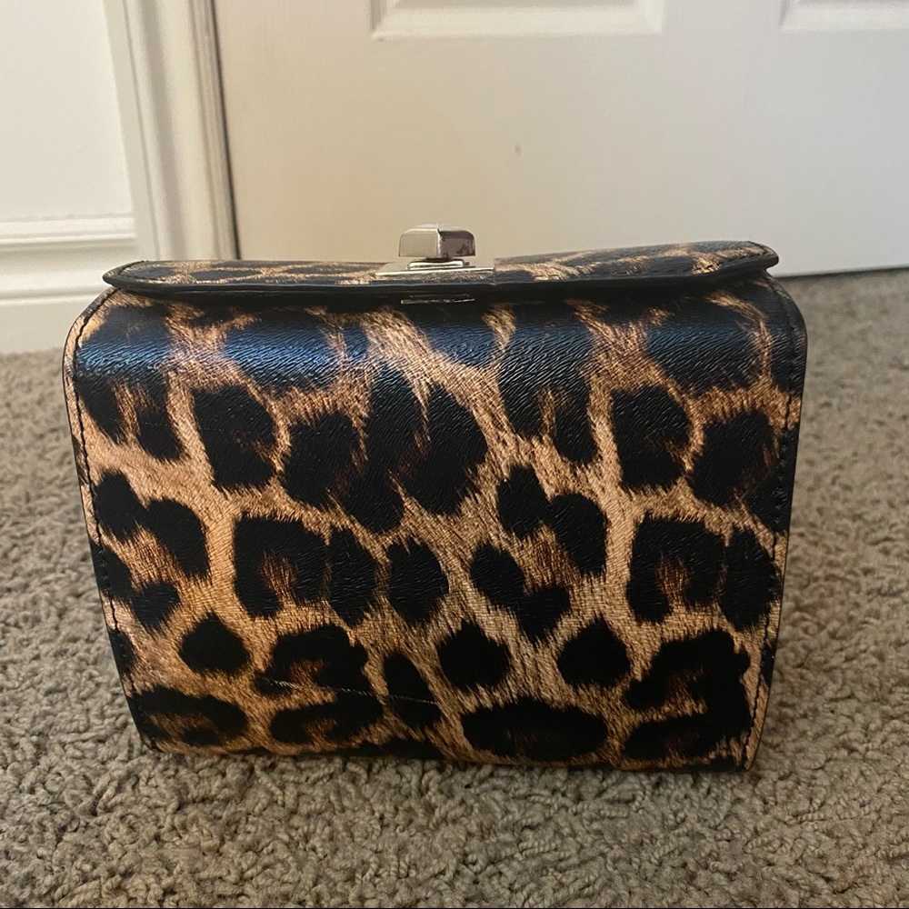 New Crossbody bag